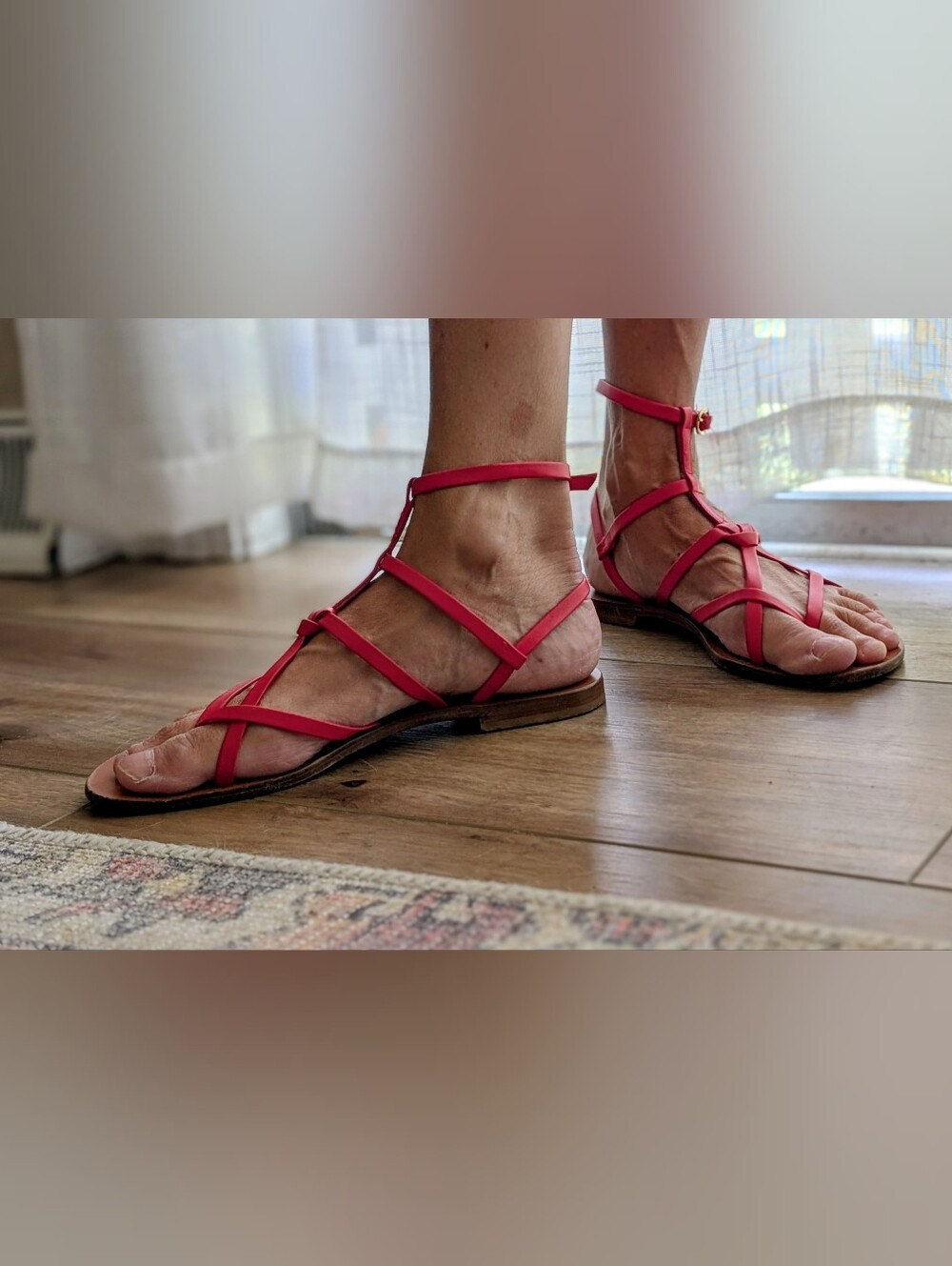 M Gemi Gladiator Sandals In Vibrant Red Leather - Picture 2 of 5